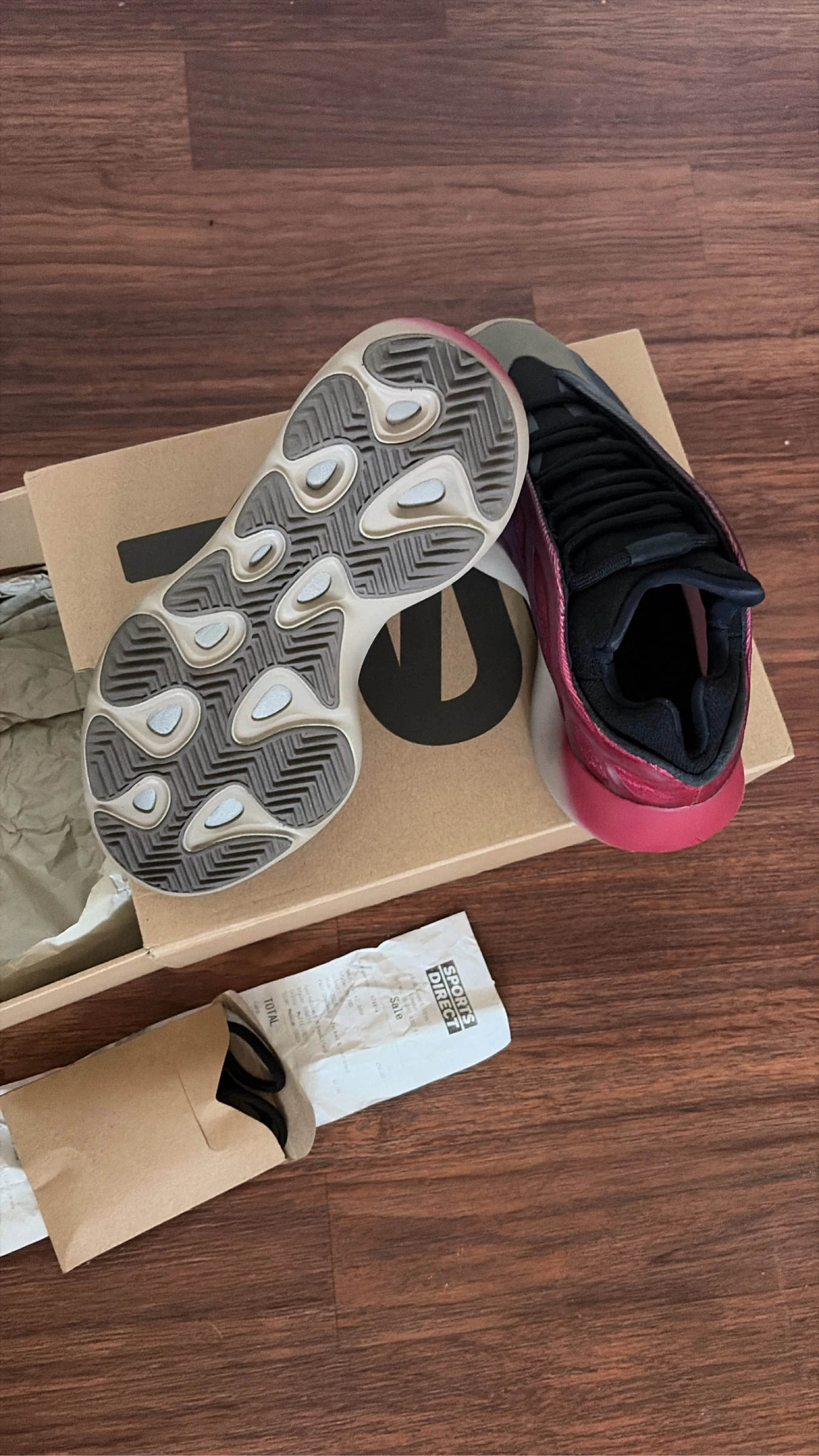 Adidas yeezy Boost 700 v3 Fade Carbon  – photo 4